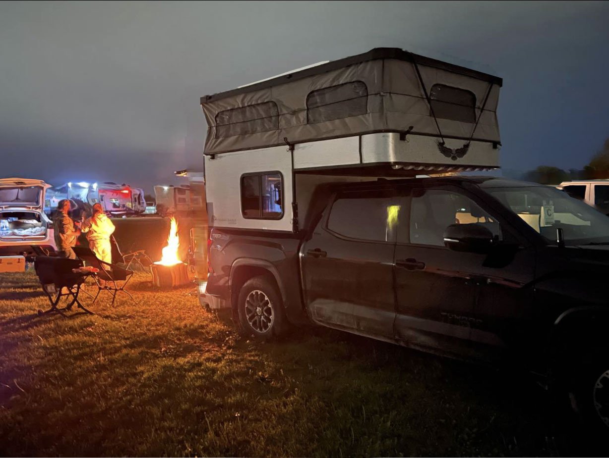 OV-X 6.5 truck topper camper