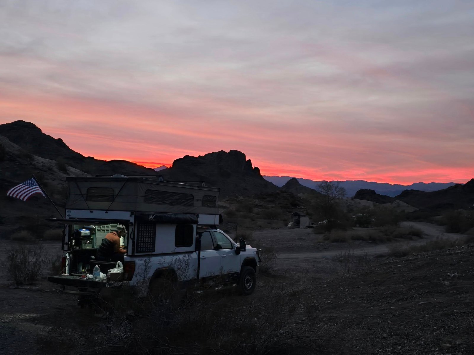 OV-X 8.0 truck topper camper