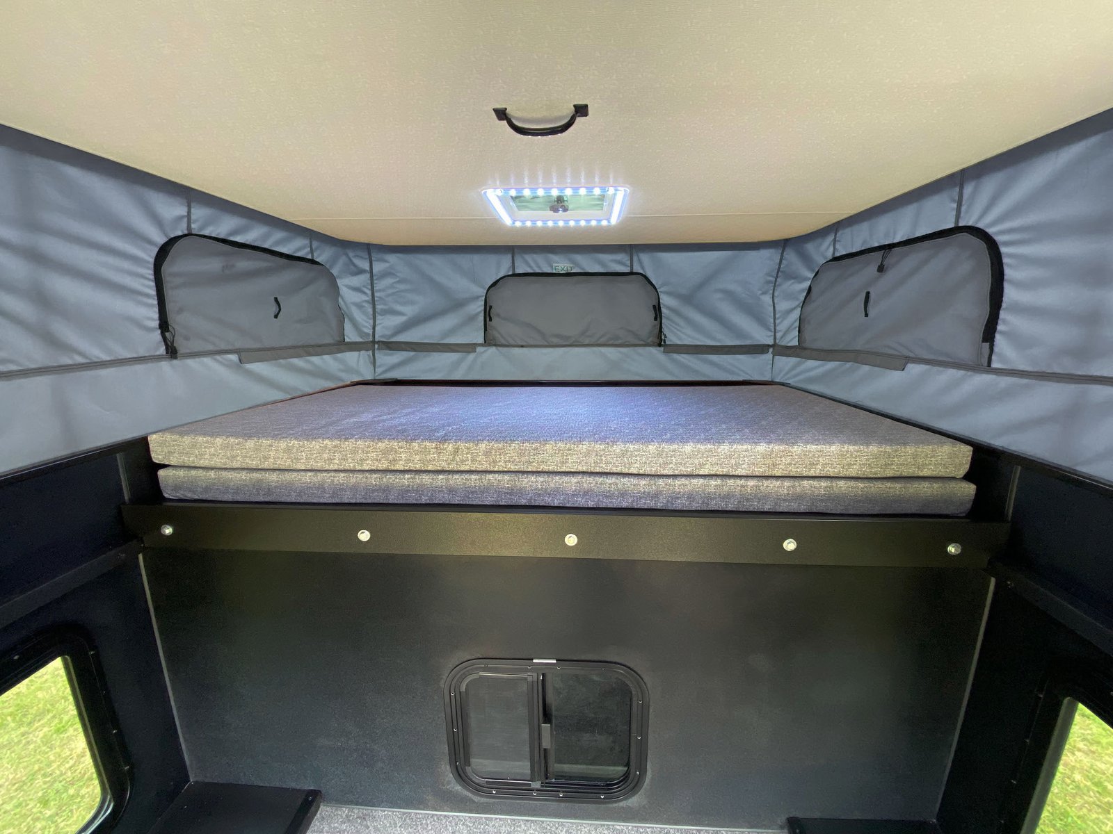 OV-X 8.0 truck topper camper